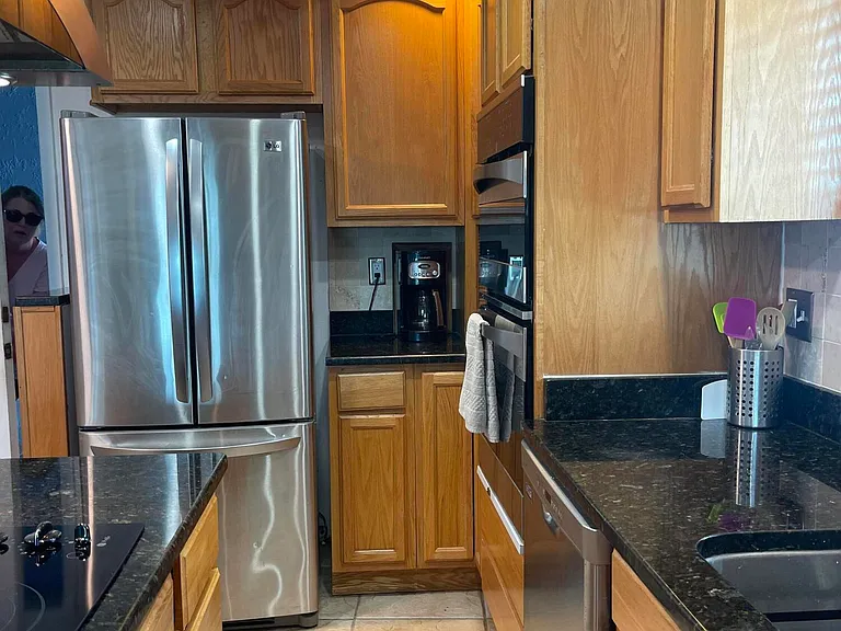 1175 Jimmy Buffett Memorial Hwy #200 — Photo 9