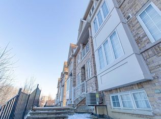 200 McLevin Ave #77, Toronto, ON M1B6C7