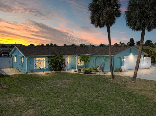 1004 Sago Palm Way, Apollo Beach, FL 33572