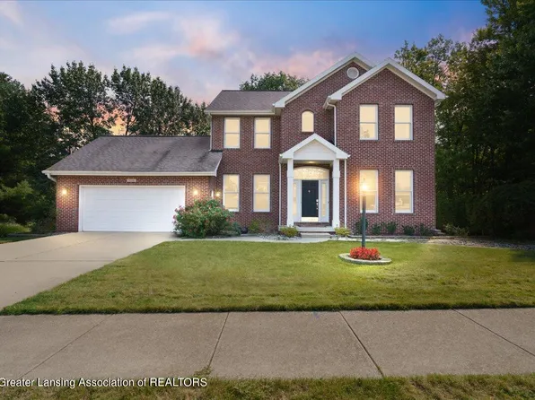 6516 English Oak Dr, East Lansing, MI 48823