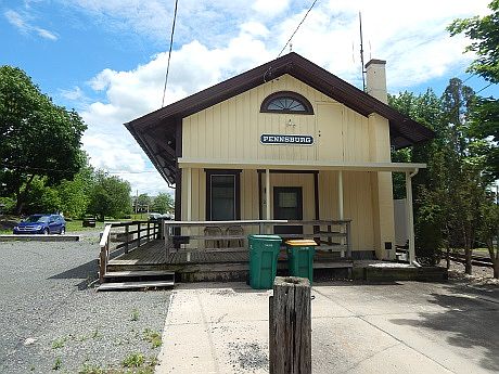 1st image of 220 4th St