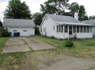 291 Cummings Rd, Vermilion, OH 44089