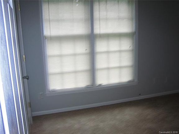 5th image of 824 Eaglewood Ave