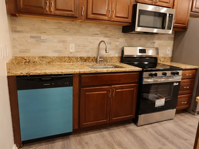3320 S 28th St #202 — Photo 7