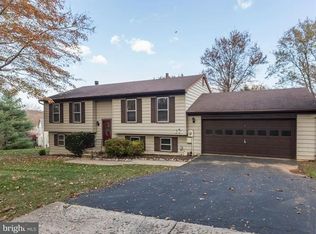13805 Wanegarden Dr, Germantown, MD 20874