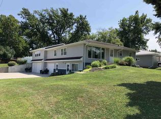 1703 Q St, Auburn, NE 68305