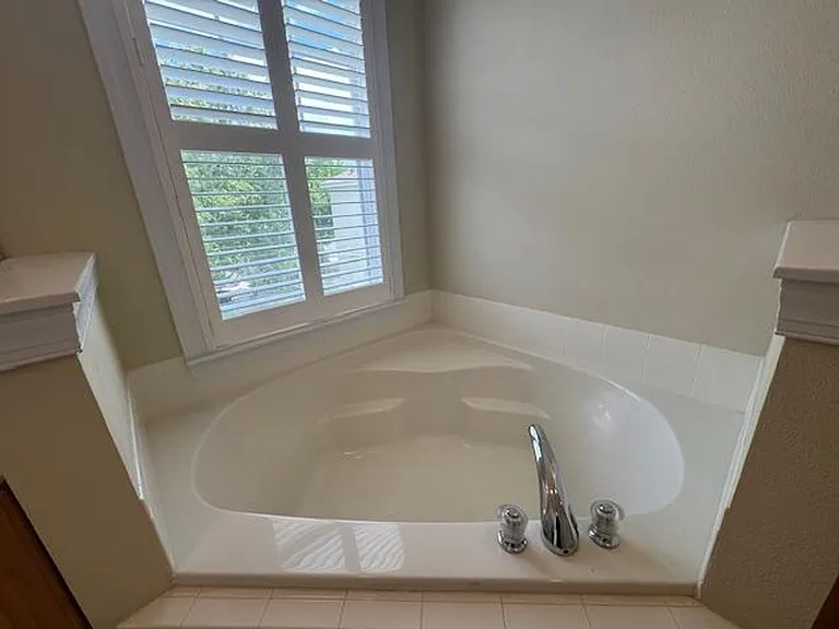 1442 Stickley Ave — Photo 21