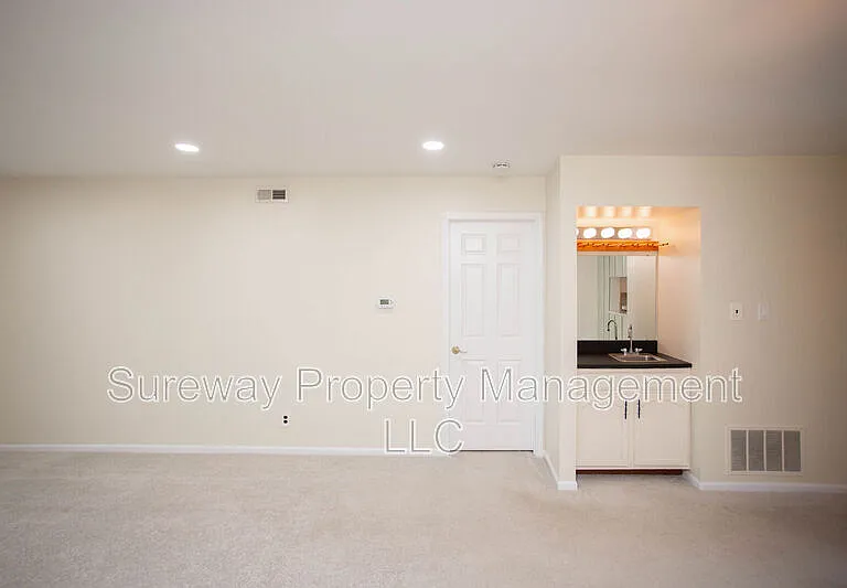 528B Willow Turn — Photo 5