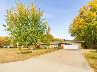609 Elm Ave SE, Montgomery, MN 56069