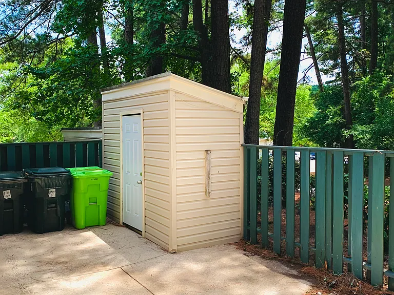 4700 Walden Pond Dr #C — Photo 18