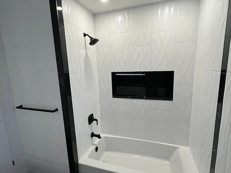400 Knopf St #2 — Photo 3