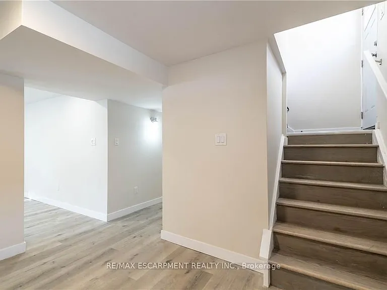 196 Upper Paradise Rd #2 — Photo 5