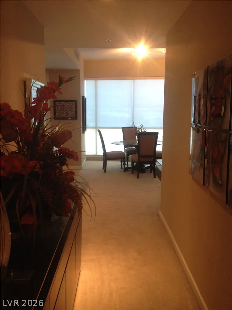 Panorama Towers — Photo 4