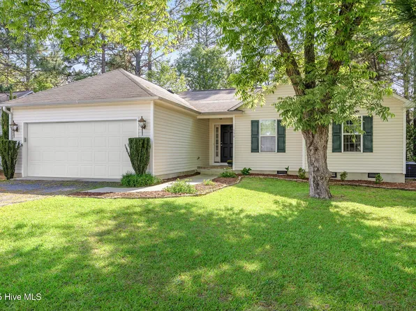 130 Woodgreen Lane, Aberdeen, NC 28315
