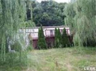 1223-1225 4th St, Slatington, PA 18080