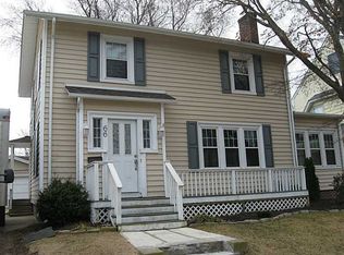 66 Strathmore Rd, Cranston, RI 02905