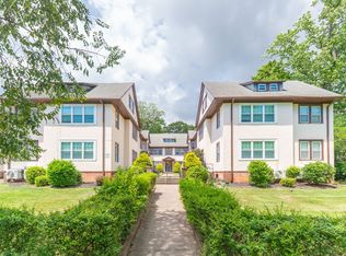 Whitney Gardens, New Haven, CT 06511