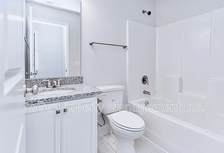 819 Marple Pl — Photo 9