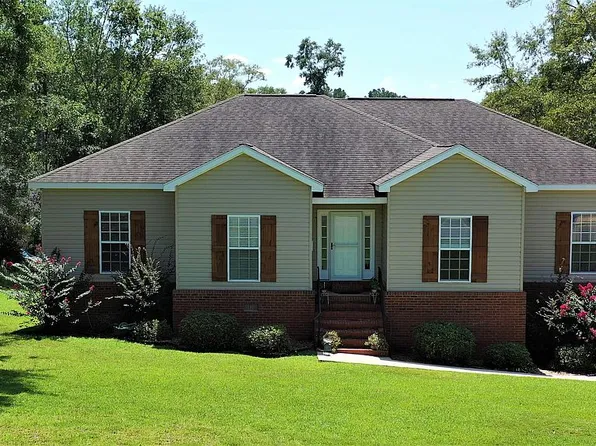 612 Wimbledon Dr, Dothan, AL 36305