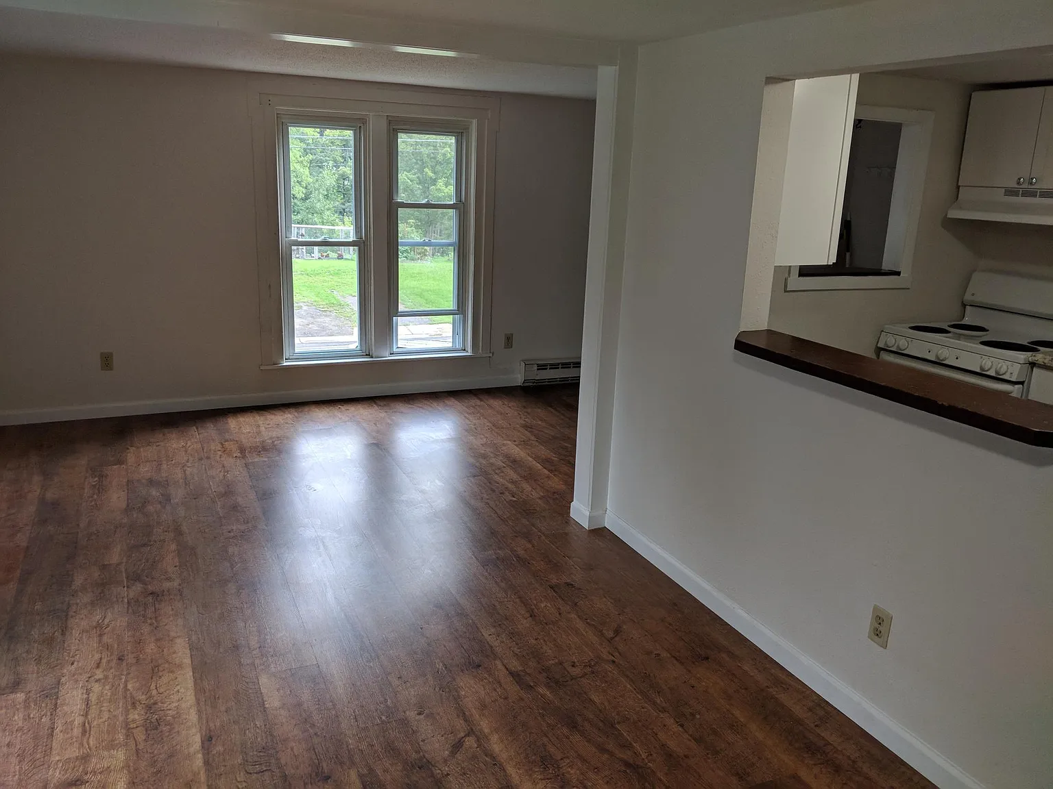 514 Valley Rd — Photo 2