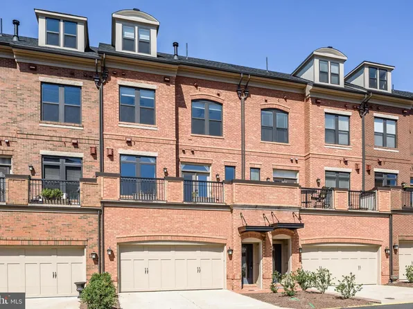 204 Railbender Aly SE, Leesburg, VA 20175