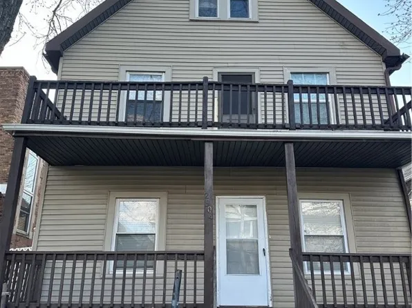 2904 E 117th St, Cleveland, OH 44120