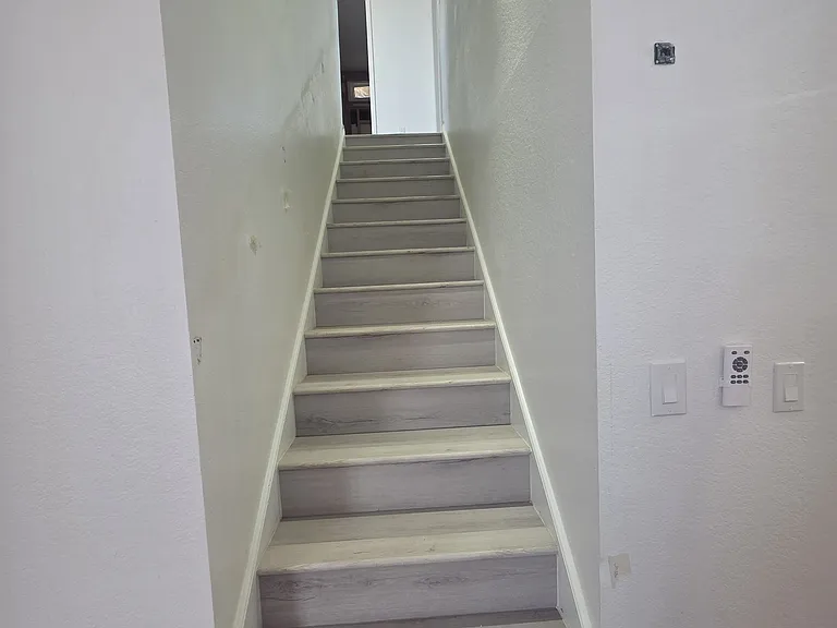 9848 Karen Ave — Photo 3