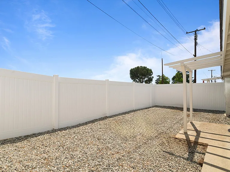 Vista Palms Apartment Homes- Yucaipa, CA — Photo 64
