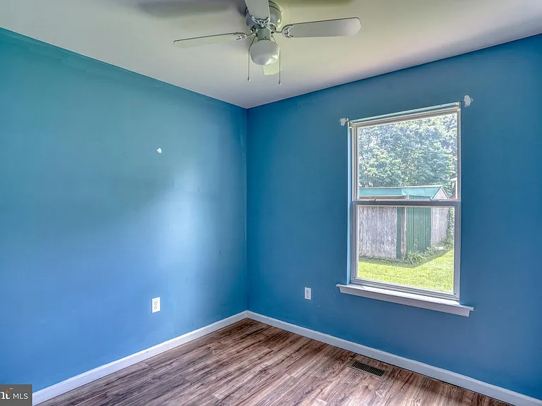 203 Hamilton St — Photo 10