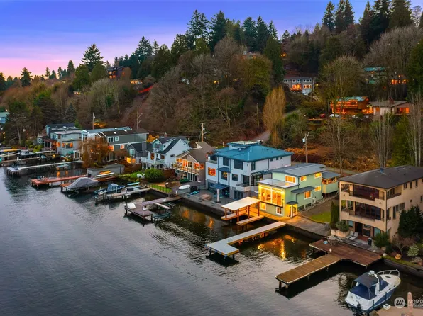 11764 Riviera Place NE, Seattle, WA 98125