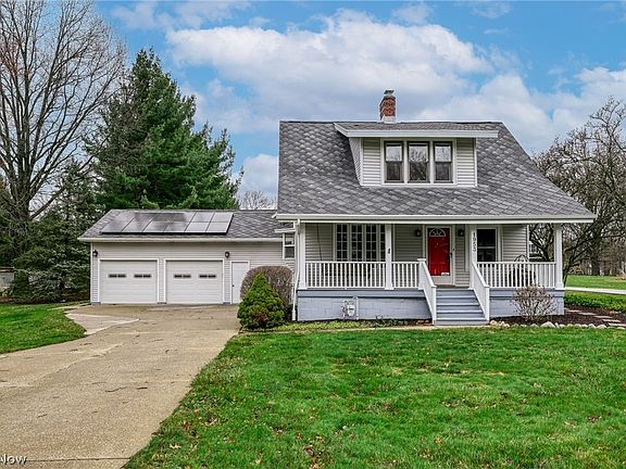 2nd image of 1953 Arndale Rd