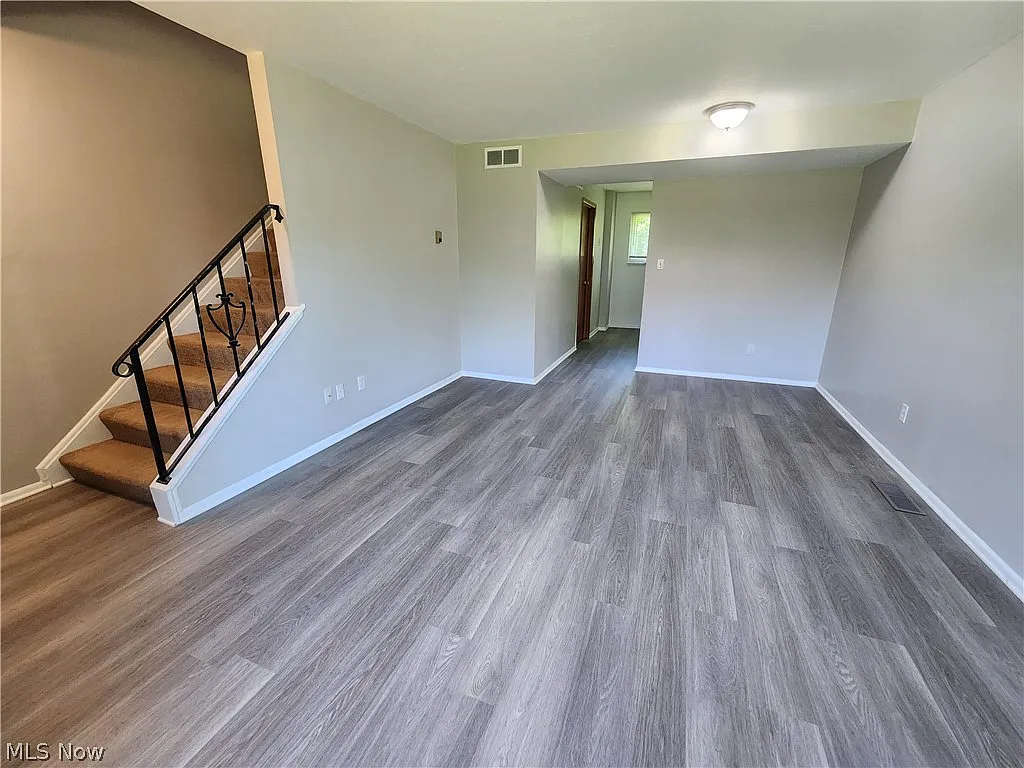 2 bed, 1.5 bath, $1,495 — Photo 3