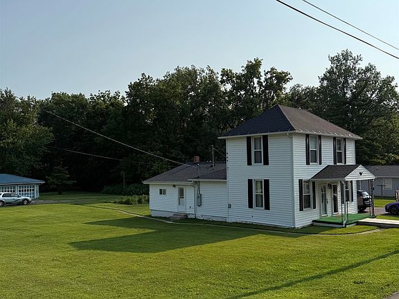 3rd image of 22 E Branson St