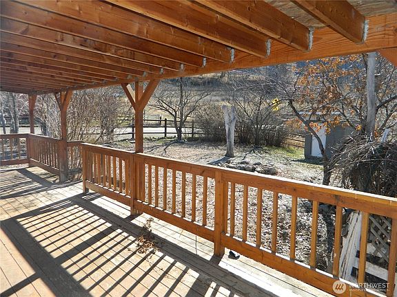 5th image of 2127 Sinlahekin Road