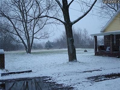 2nd image of 2439 Eddie St
