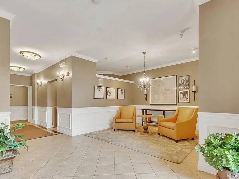 2700 E Cherry Creek South Dr #202 — Photo 17