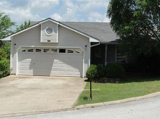 1521 Summerhill Ct, Harrison, AR 72601