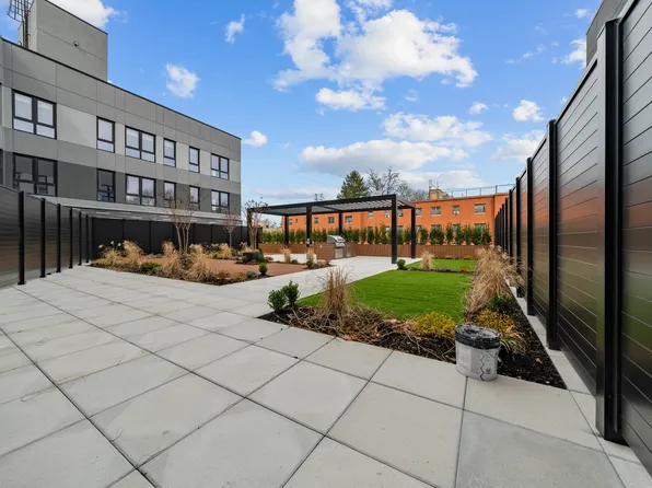 77-63 Vleigh Place image 10 of 16