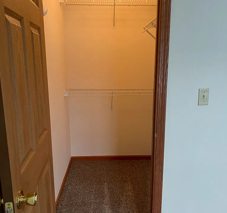 4-B Secondary Bdrm walk-in closet