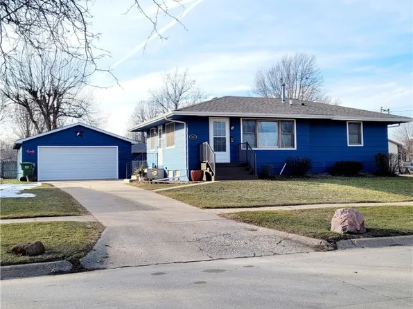 1302 N Brobst St, Knoxville, IA 50138