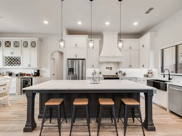 12880 Pruett Rd, Krum, TX 76249