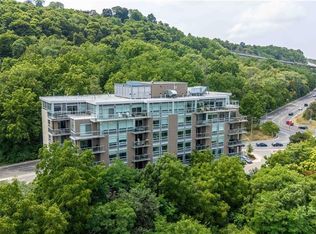 455 Charlton Ave E #306, Hamilton, ON L8N0B2