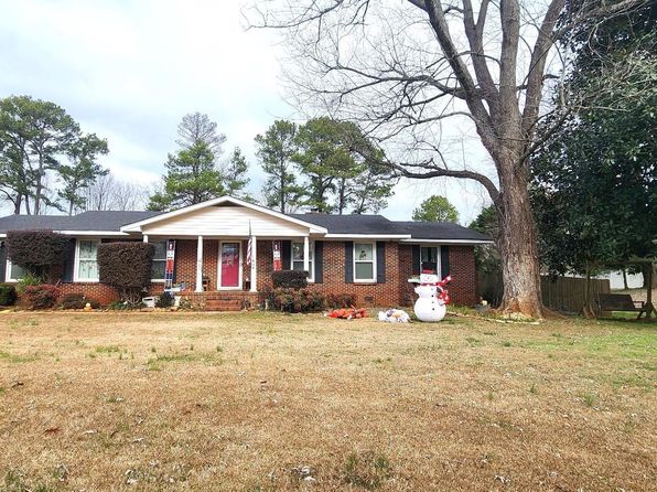 1307 Ridgedale St, Athens, AL 35613