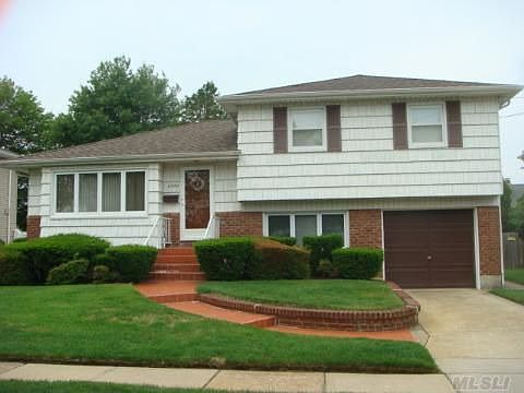1st image of 2426 Aron Dr N