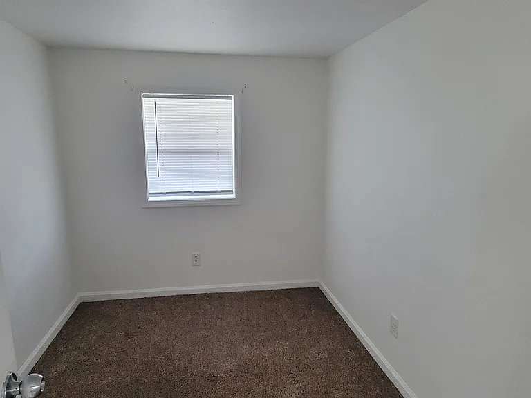 917 Ohio Ave — Photo 9