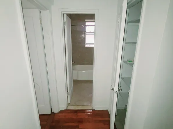 67-12 Yellowstone Boulevard image 12 of 14