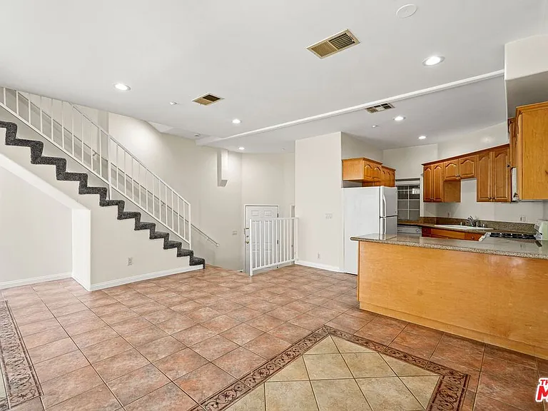 1201 Viola Ave #104 — Photo 1