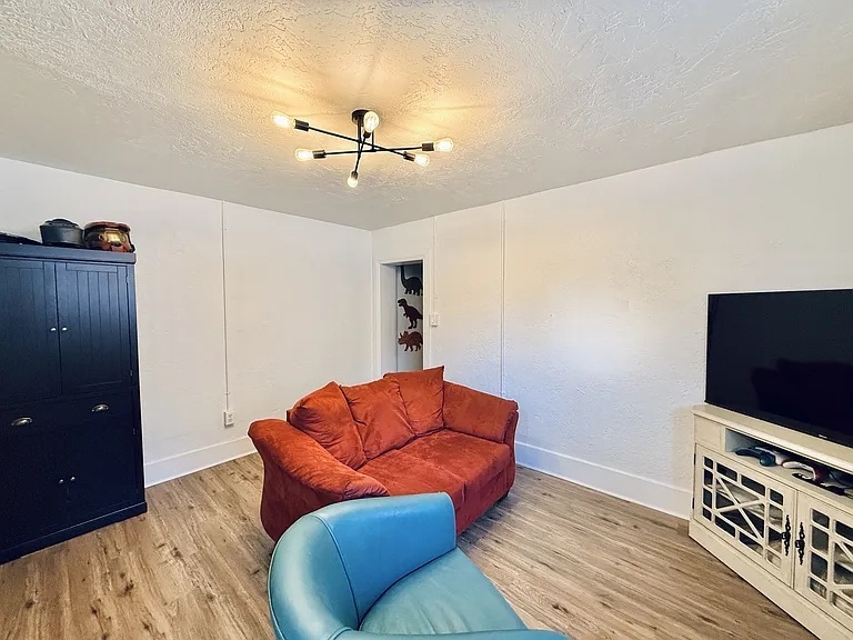 2535 Adams Ave #4 — Photo 13