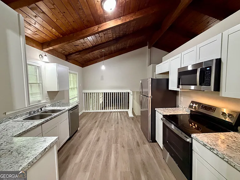 5776 Windermere Ct — Photo 9