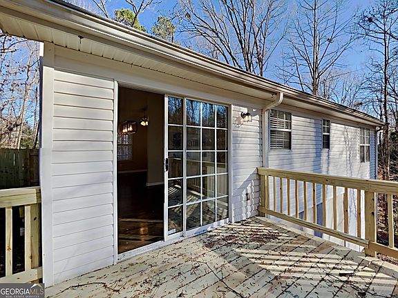2nd image of 5665 Lakeview Ct